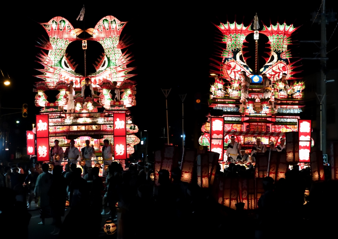 Noshiro Nebunagashi Festival floats.